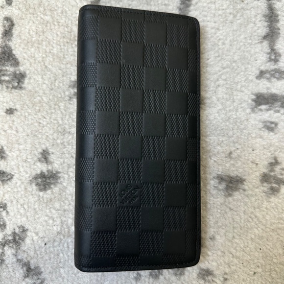 Louis Vuitton Long Wallet - Picture 7 of 7